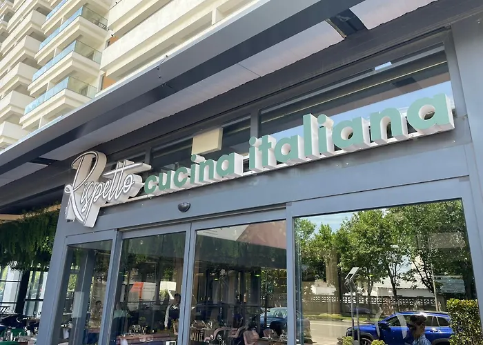 No 818 * ブカレスト